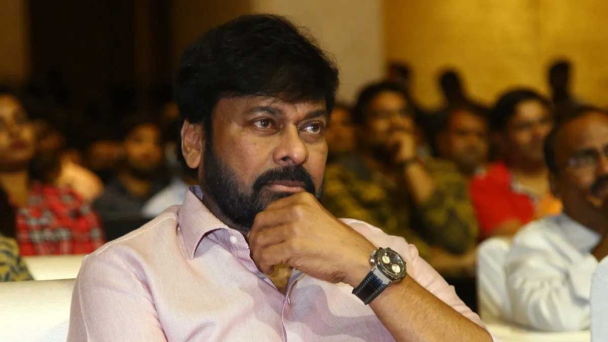 Chiranjeevi stood all the day in sun for his late for movie 