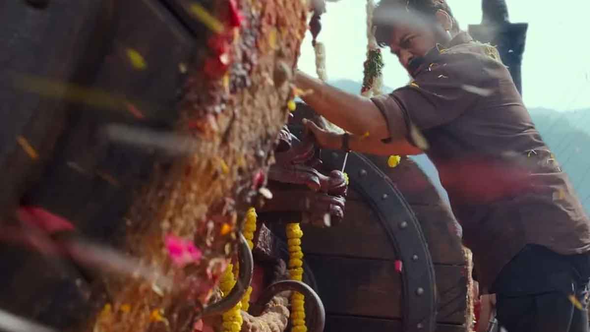 Acharya Movie : ఆచార్య మూవీలో ఈ సీన్ లో చిరు అంత పెద్ద మిస్టేక్ చేశారా..? Acharya Movie chiranjeevi done big mistake