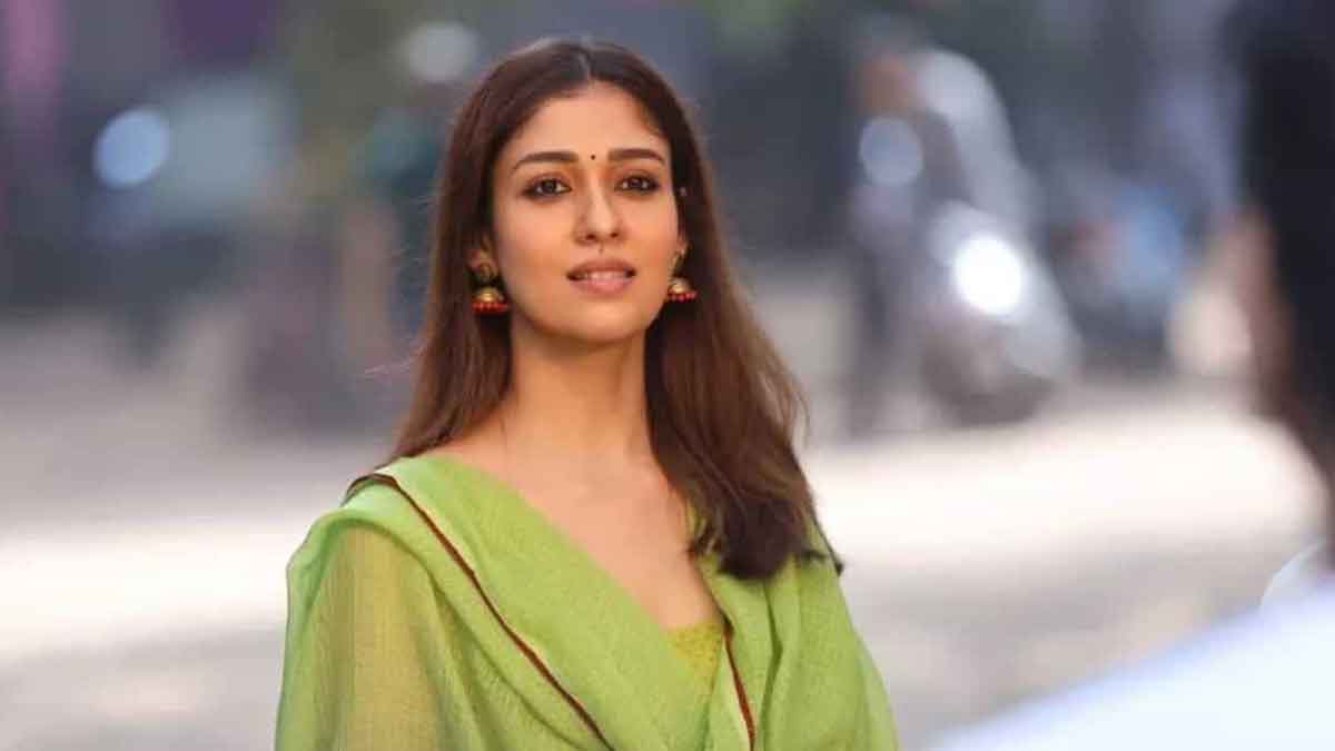 Nayanthara yet again facing troubles with one sign 
