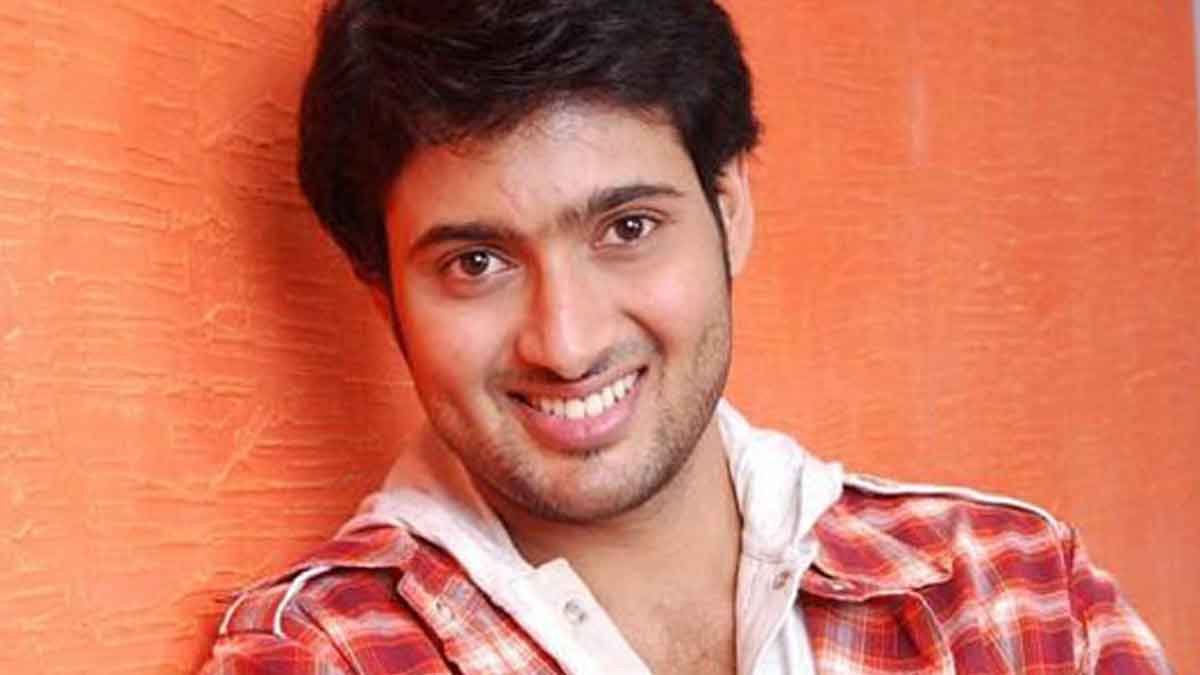 Uday Kiran : ఉదయ్ కిరణ్ చేసిన ఘోరమైన తప్పు అదేనా.. అందుకే ఉదయ్ కెరీర్ నాశనం అయ్యిందా..? this is the mistake Uday Kiran has done