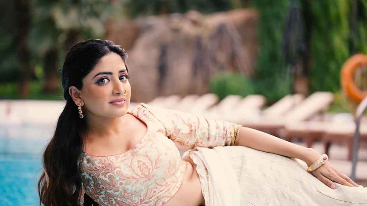 Poonam Kaur : సమంతలాగే అరుదైన వ్యాధి బారిన పడిన పూనమ్ కౌర్.. అసలేం జరిగిందంటే..? Poonam Kaur got rare disease news viral
