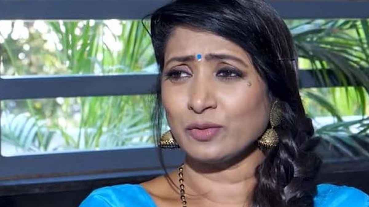 Amani sensational comments on tollywood 