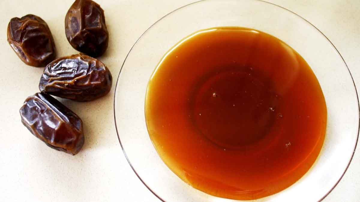 Honey And Dates take them like this for many benefits 