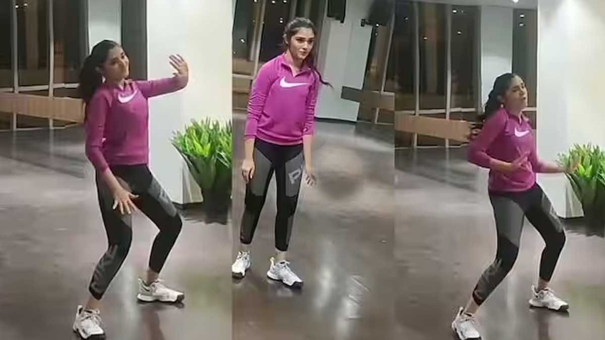 Kriti Shetty : టైట్ డ్రెస్లో రెచ్చిపోయి స్టెప్పులు వేసిన కృతి శెట్టి.. నెట్టింట వీడియో హల్చల్.. Kriti Shetty latest dance video viral