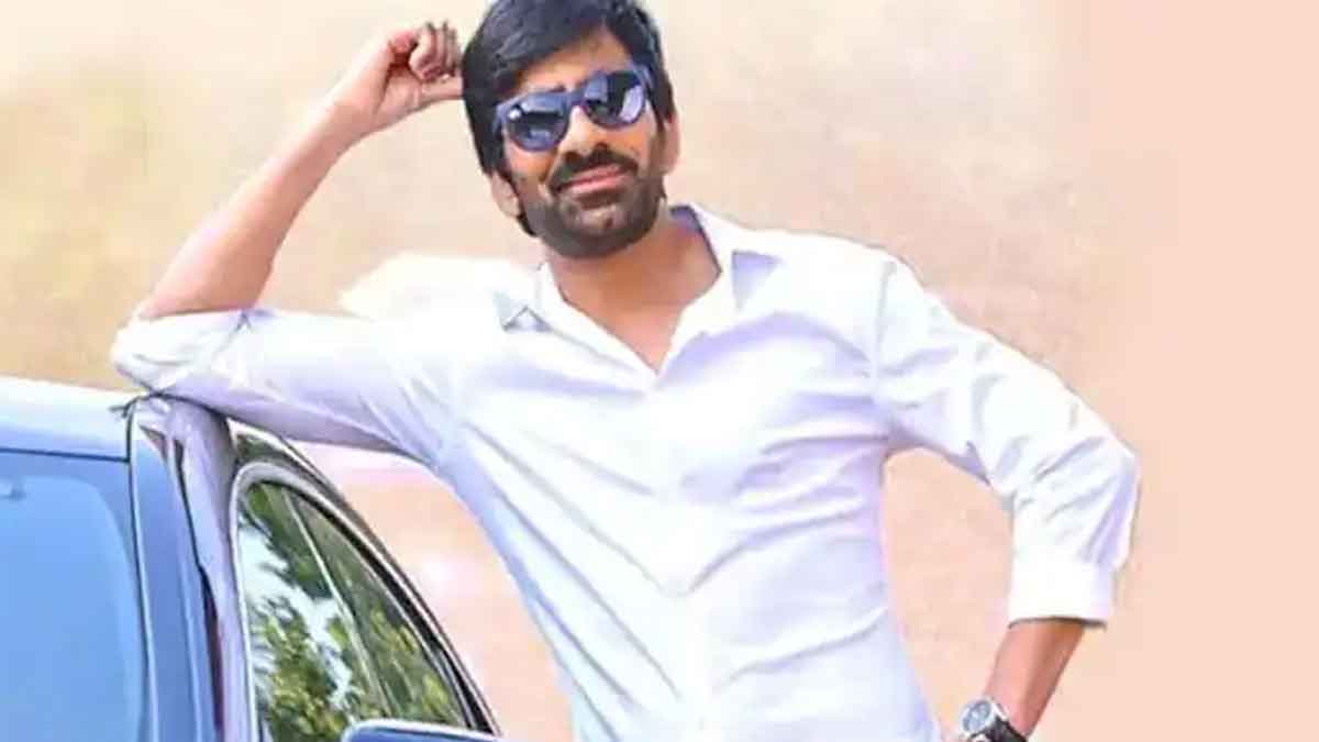 Ravi Teja : బ్లండర్ మిస్టేక్ చేసిన రవితేజ.. ఫ్లాప్ సినిమా కోసం హిట్ మూవీ వదులుకున్నాడుగా..! Ravi Teja blunder mistake left super hit movie
