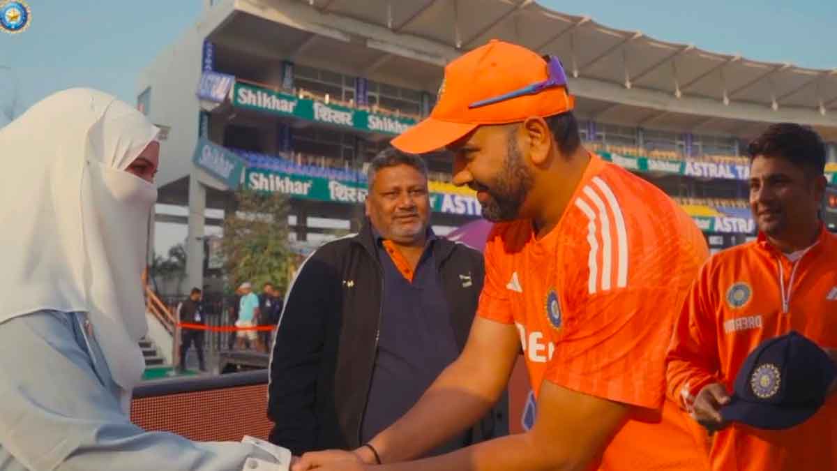 Sarfaraz Khan debut his father gets emotional