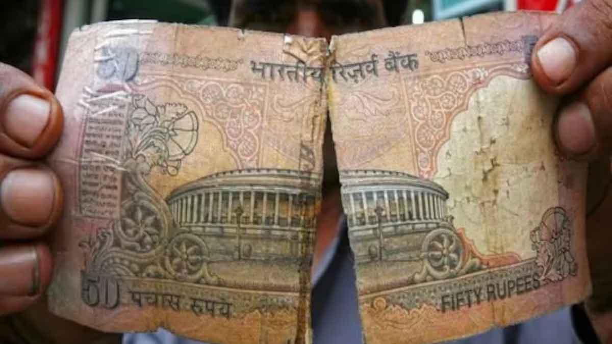 Torn Currency Notes : మీ దగ్గర చిరిగిన లేదా మురికి పట్టిన కరెన్సీ నోట్లు ఉన్నాయా.. ఇలా మార్చుకోండి..! Torn Currency Notes here it is how you can easily convert them