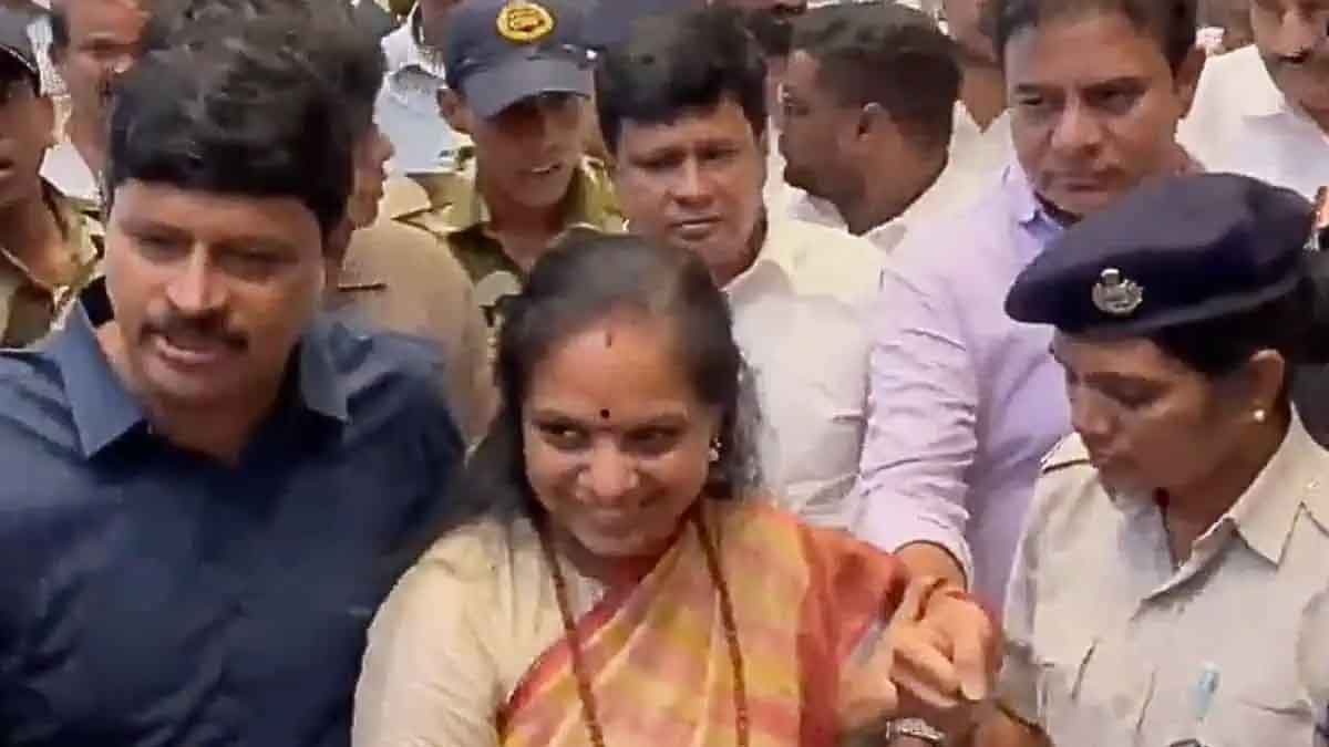 MLC Kavitha : ఎమ్మెల్సీ కవిత జైలు నుంచి ఎట్టకేలకు రిలీజ్.. ఫుల్ జోష్లో బీఆర్ఎస్ పార్టీ శ్రేణులు.. MLC Kavitha finally released now what about BRS party